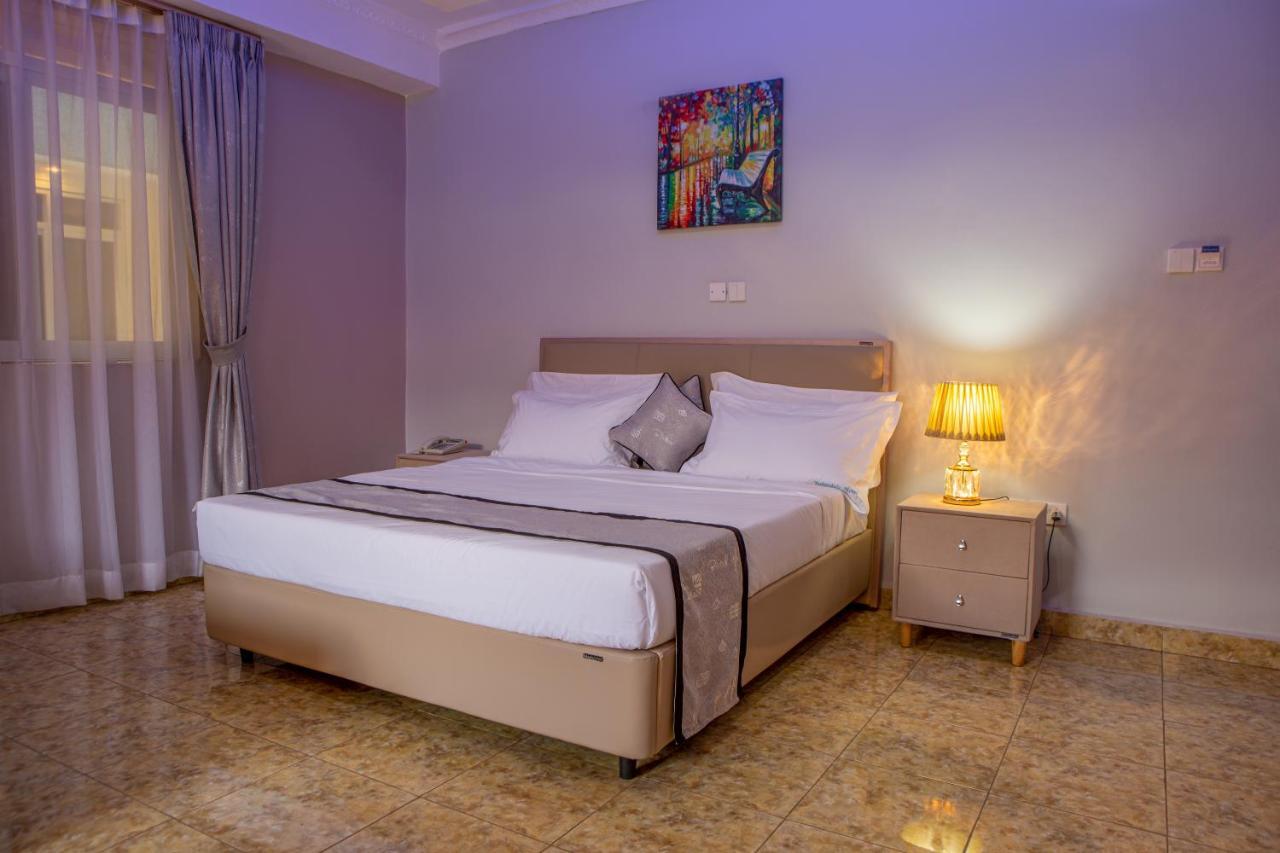 Bukandula Hotel Кампала Екстериор снимка