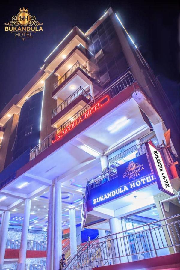 Bukandula Hotel Кампала Екстериор снимка