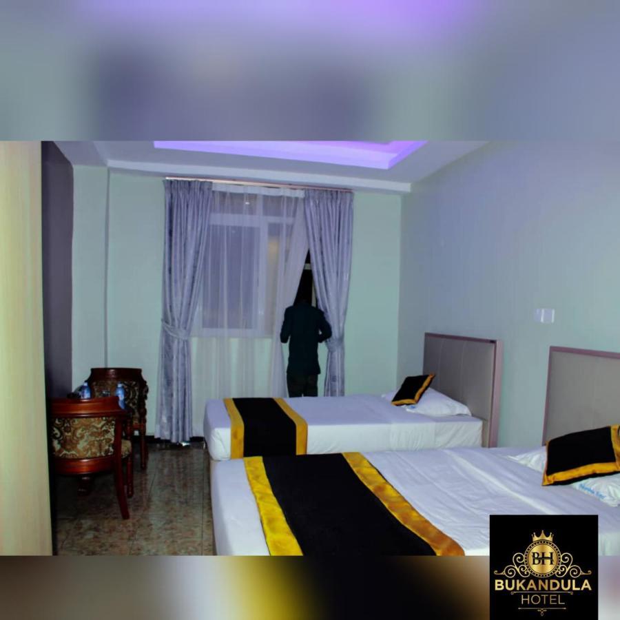 Bukandula Hotel Кампала Екстериор снимка
