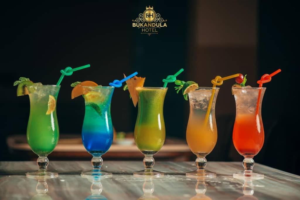 Bukandula Hotel Кампала Екстериор снимка
