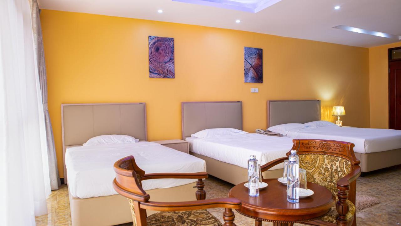 Bukandula Hotel Кампала Екстериор снимка